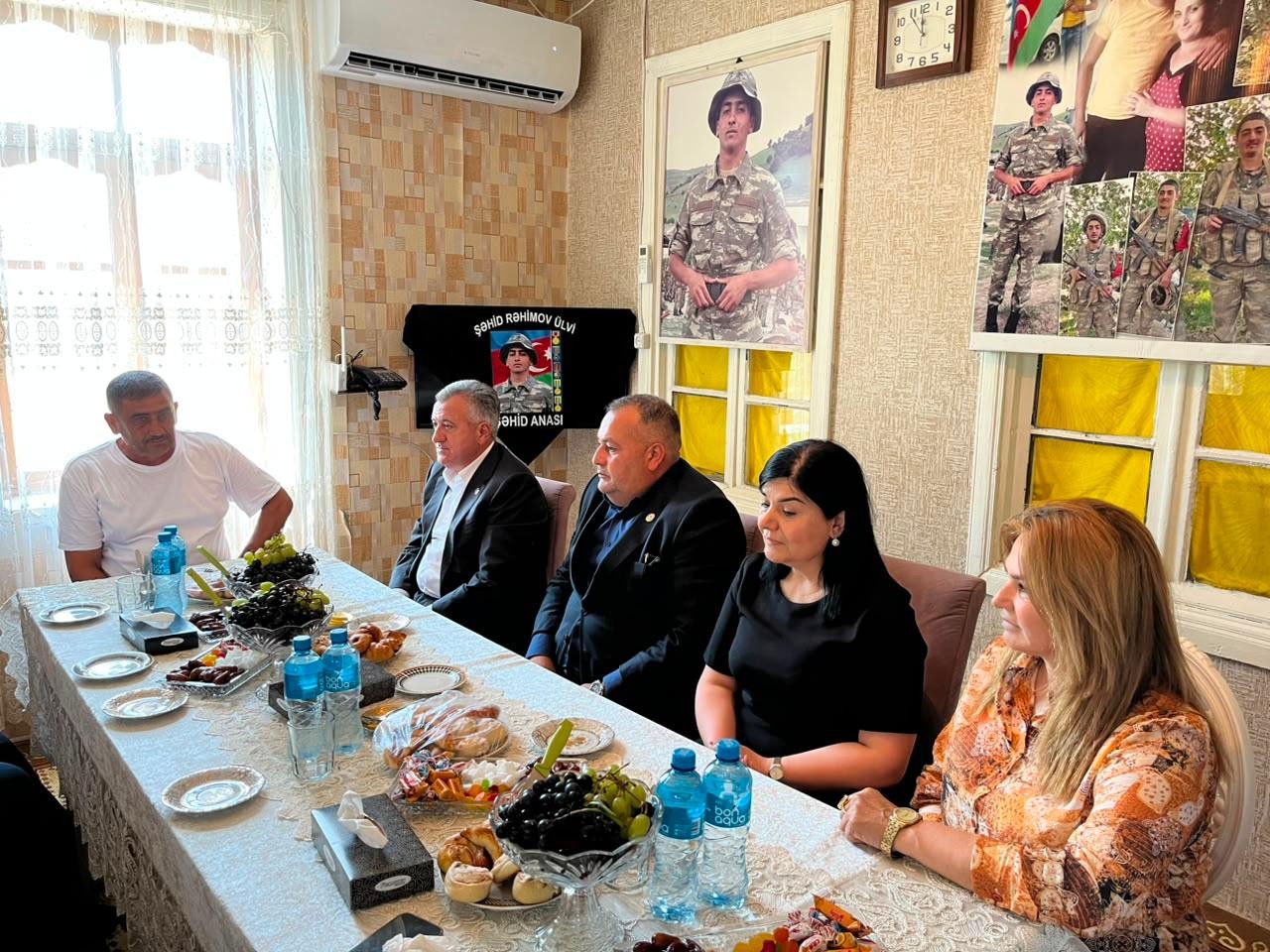 Abdin Fərzəliyev şəhidləri və onların ailə üzvlərini ziyarət edib - FOTOLAR